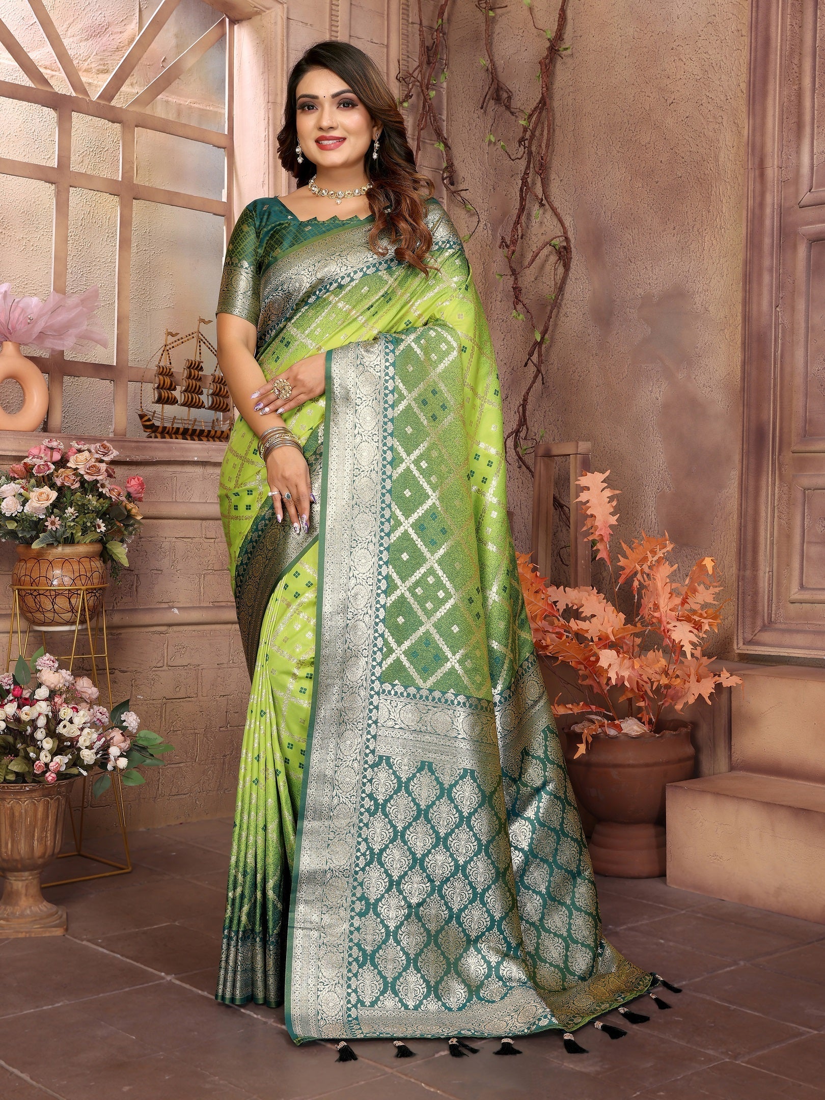 Vedant Vastram Soft Litchi Silk Kanjeevaram Silk Saree - Parrot