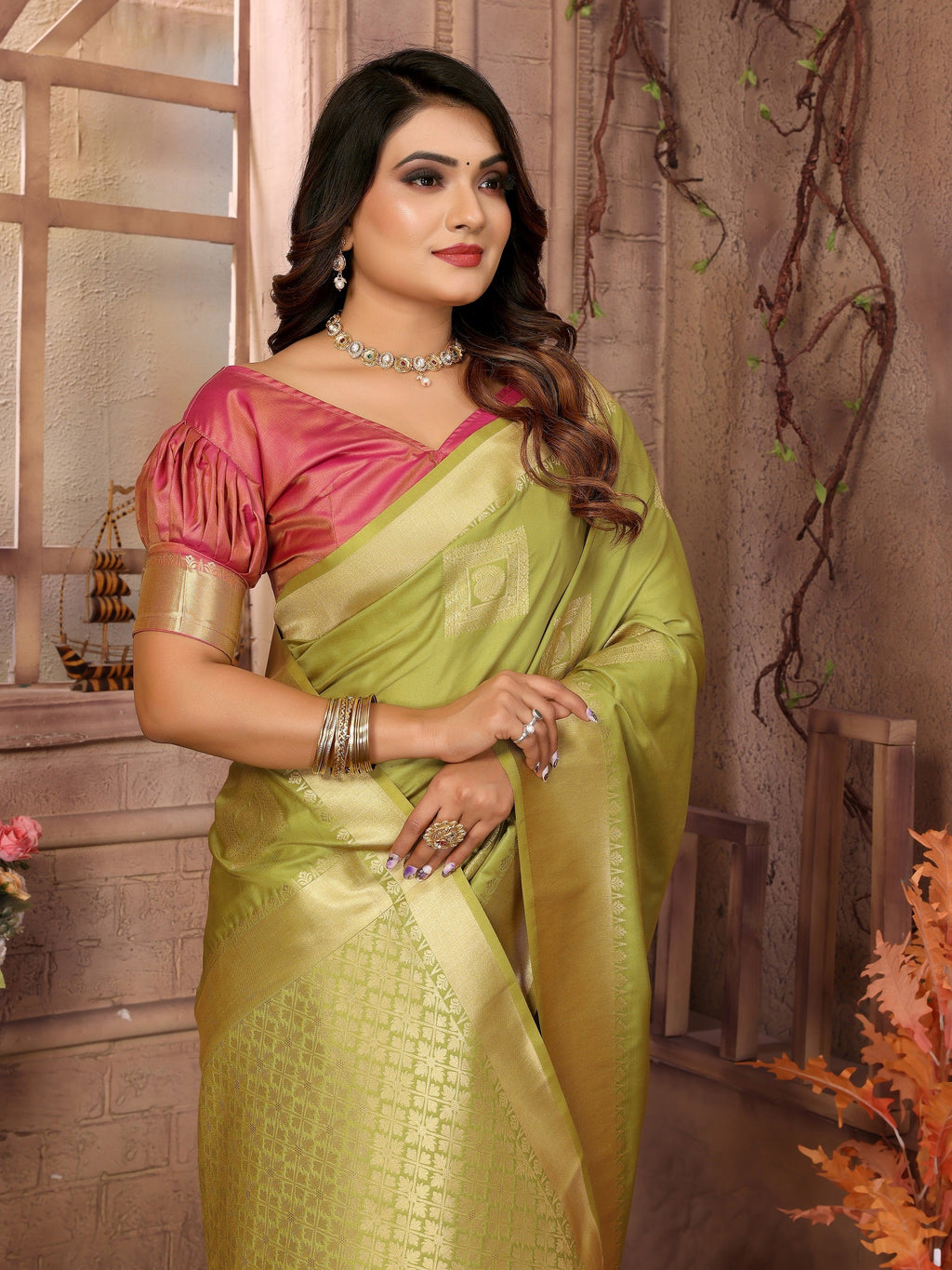 Vedant Vastram Soft Litchi Silk Banarasi Silk Saree - Olive