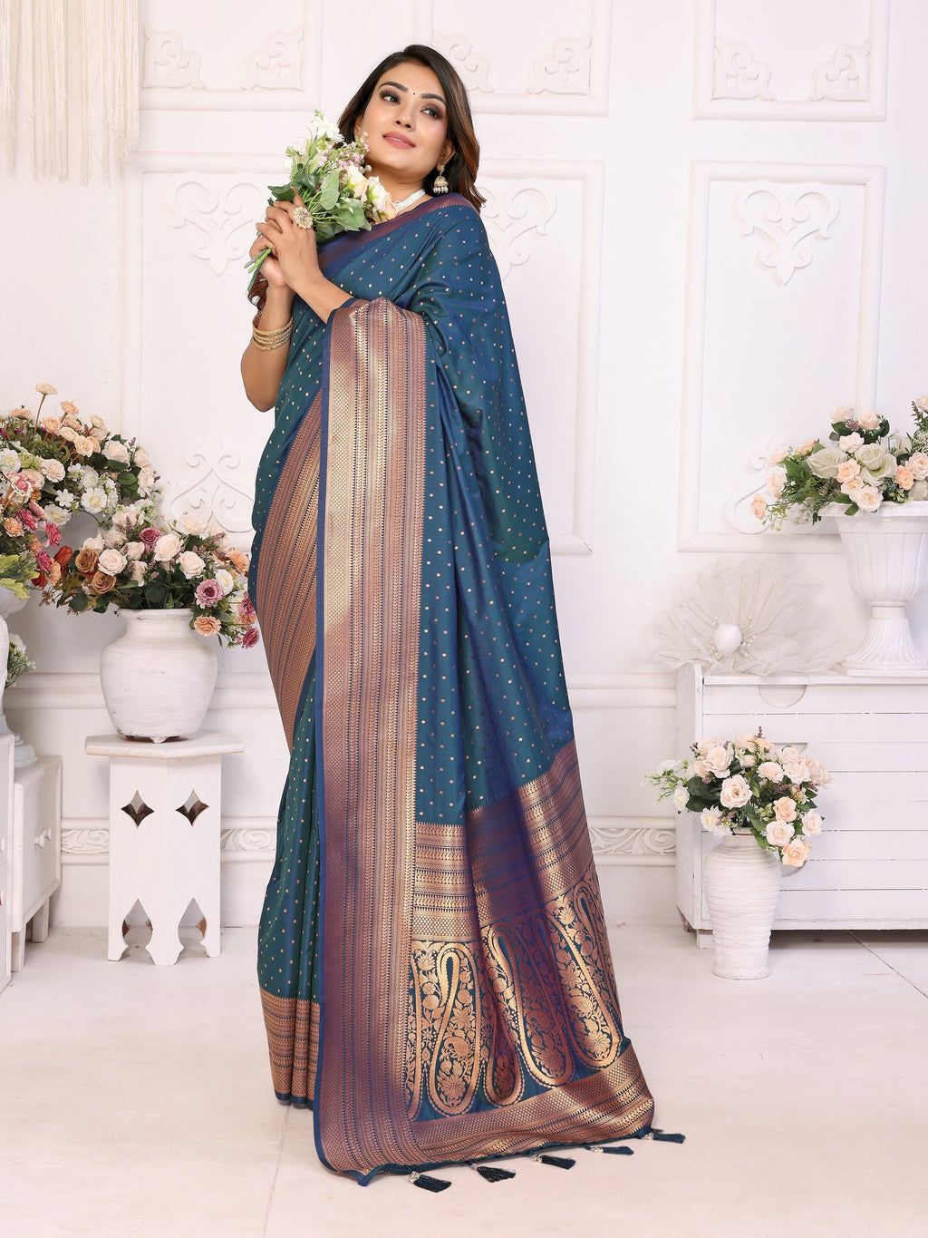 Vedant Vastram Soft Litchi Silk Banarasi Silk Saree - Navy - Distacart