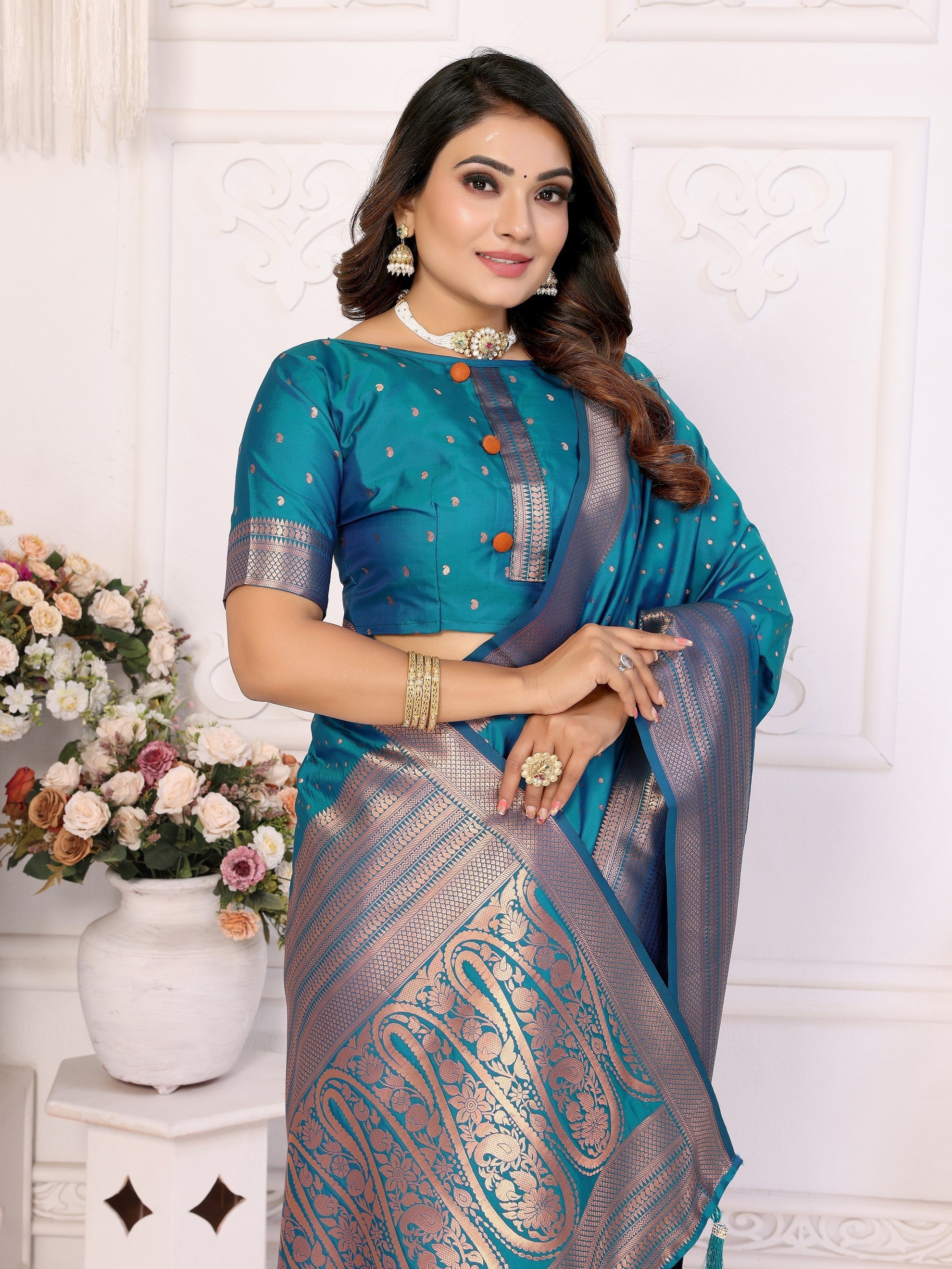 Vedant Vastram Soft Litchi Silk Banarasi Silk Saree - Rama - Distacart