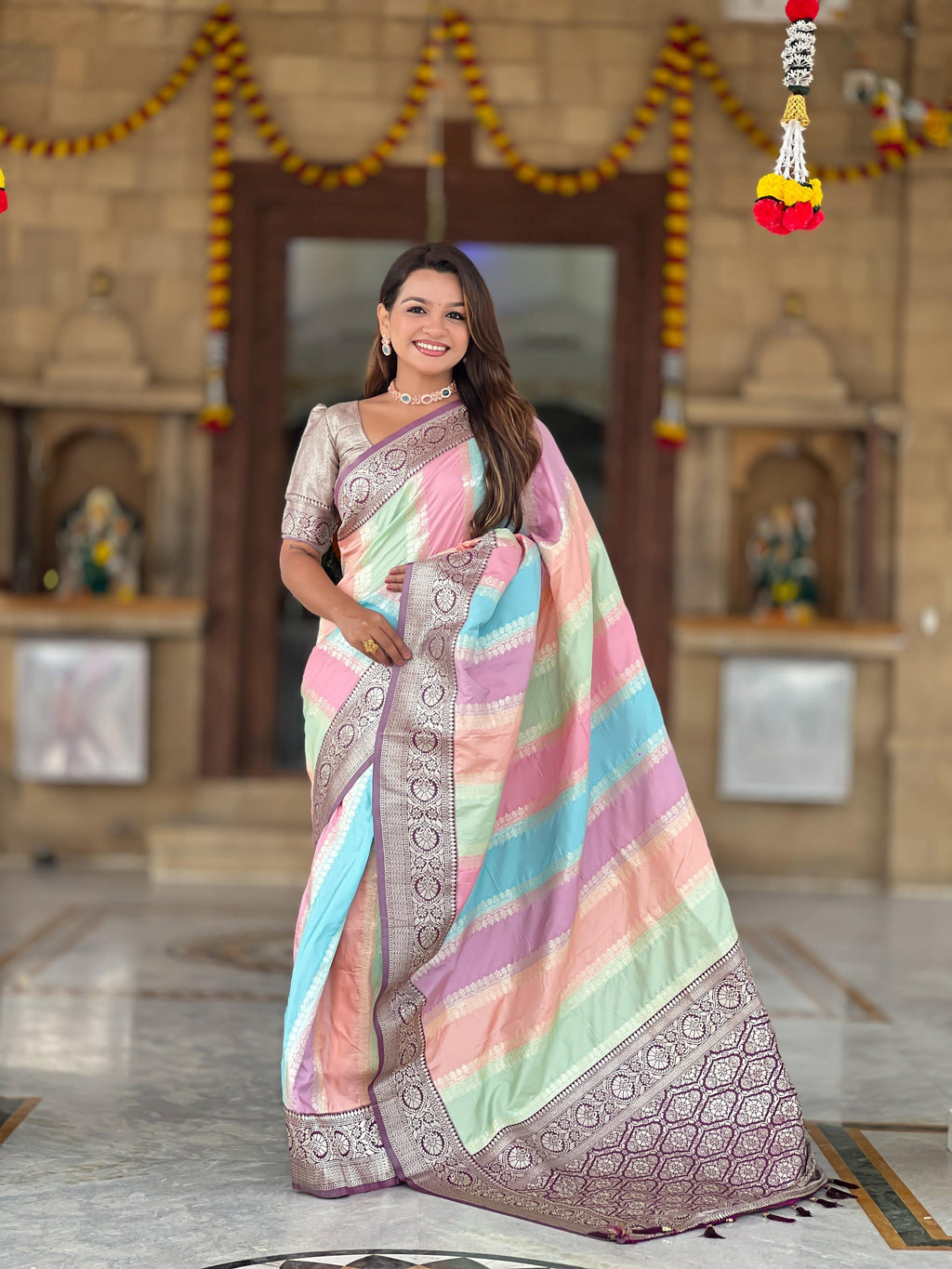 Vedant Vastram Soft Litchi Silk Fancy Jacquard Bollywood Saree - Wine
