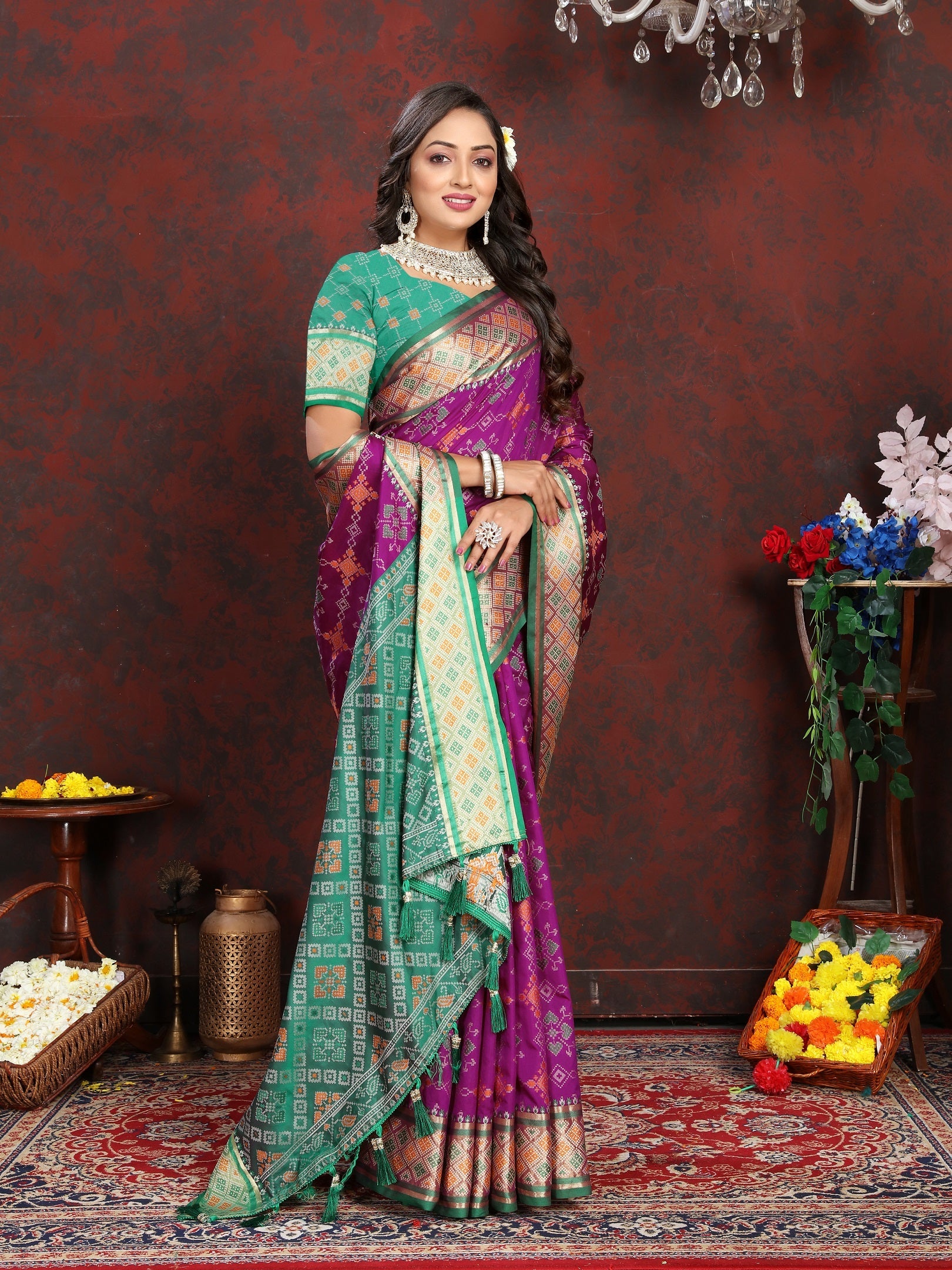 Vedant Vastram Purple Color Kanjeevaram Patola Silk Saree - Purple