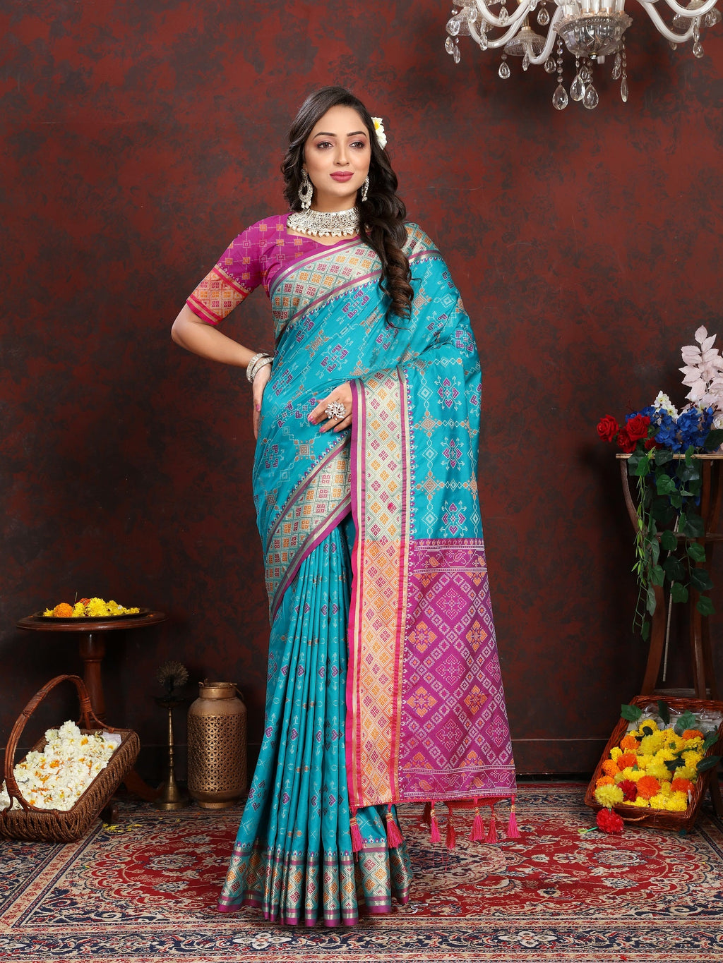 Vedant Vastram Rama Color Kanjeevaram Patola Silk Saree - Rama