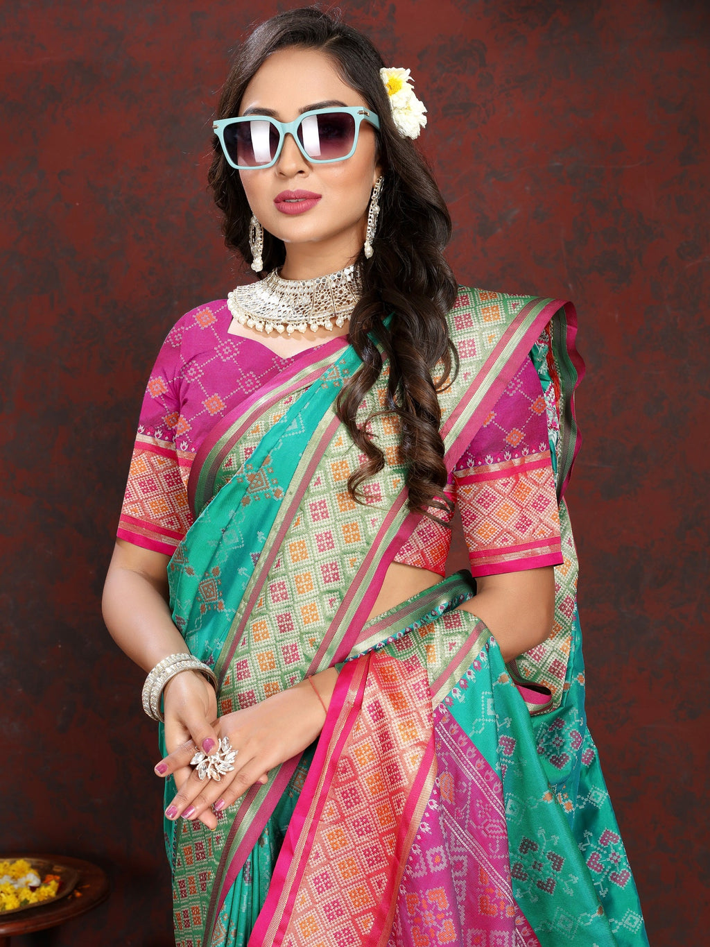Vedant Vastram See Green Color Kanjeevaram Patola Silk Saree - See Green