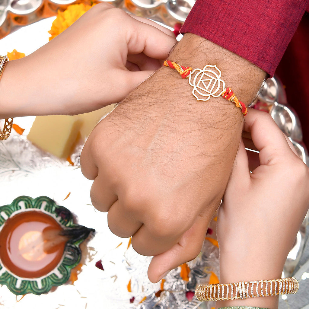 trueBrowns X Voylla High Polish Abstract Floral Motif Rakhi - Distacart