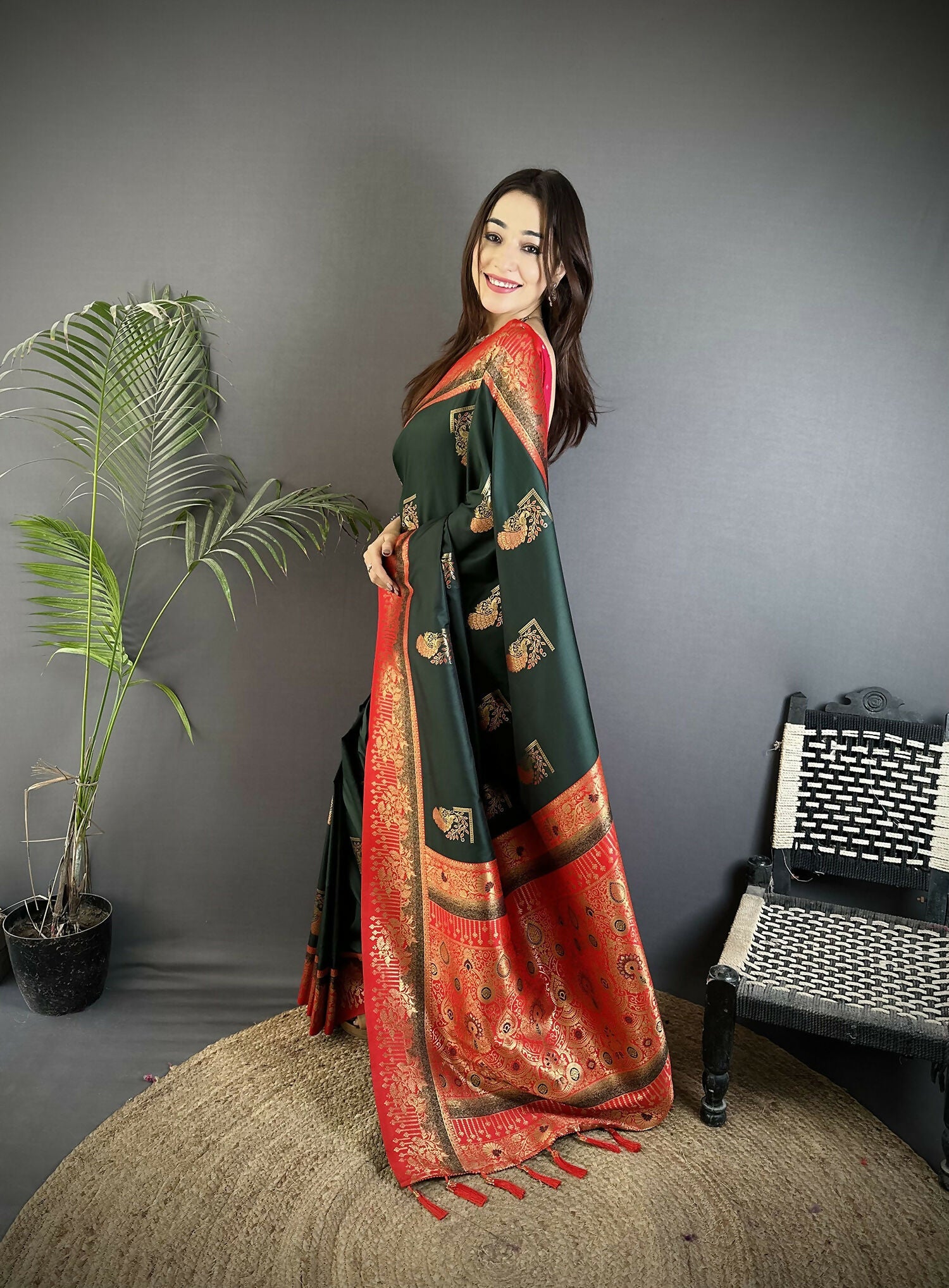 Joban Fashion Dark Green Banarasi Soft Silk Peacock Butta Work Saree - Distacart