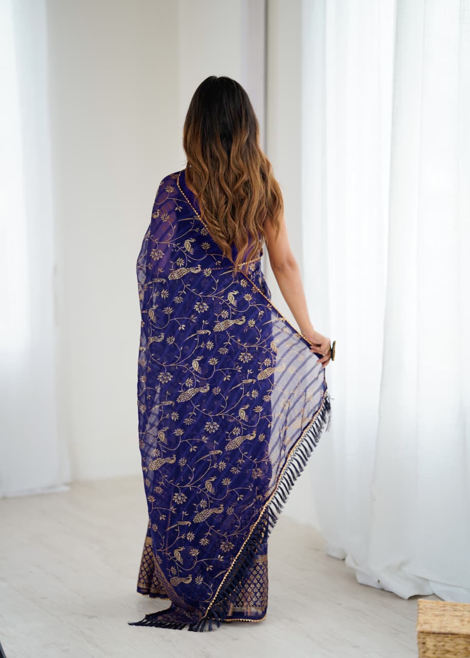 Lorenvalley Fashion Navy Blue Solo Georgette Superb Finishing Foils Print & Fancy Zalar Lace in Border Saree with Blouse - Distacart