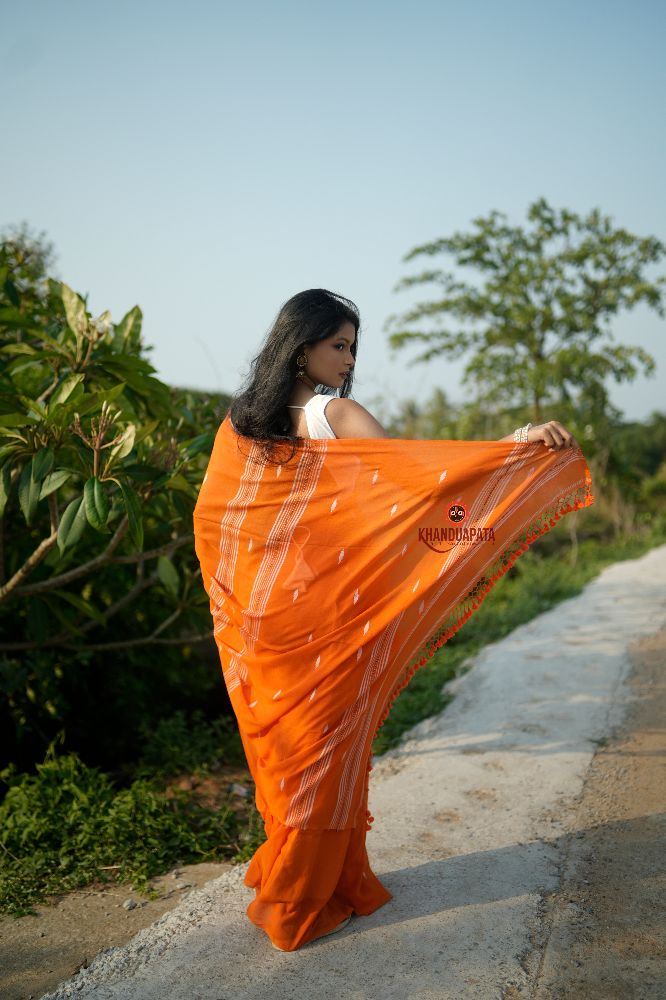 khanduapata Orange and White Leaf Pattern Cotton Saree For Women - Distacart