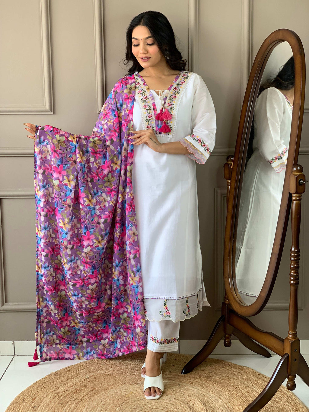The52 Women White Chanderi Embroidered Kurta Pant Dupatta Set - Distacart