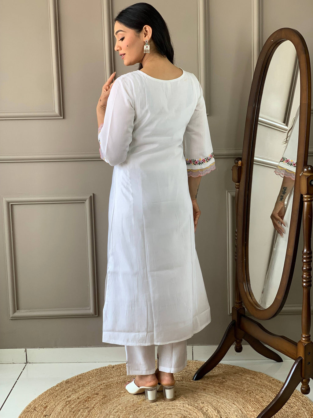 The52 Women White Chanderi Embroidered Kurta Pant Dupatta Set - Distacart
