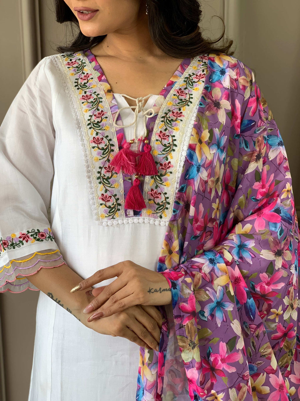 The52 Women White Chanderi Embroidered Kurta Pant Dupatta Set - Distacart