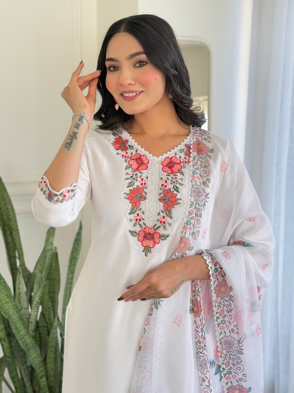 The52 Thread work on Viscose Fabric Straight Kurta, Pant and Dupatta Set - Distacart