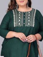 Sztori Women Thread Work Kurta