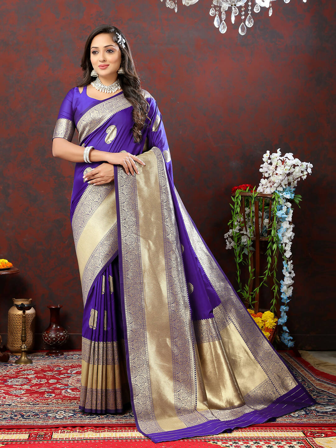 Lorenvalley Fashion Purple Soft Silk Woven Design Gold Zari Weaving Saree