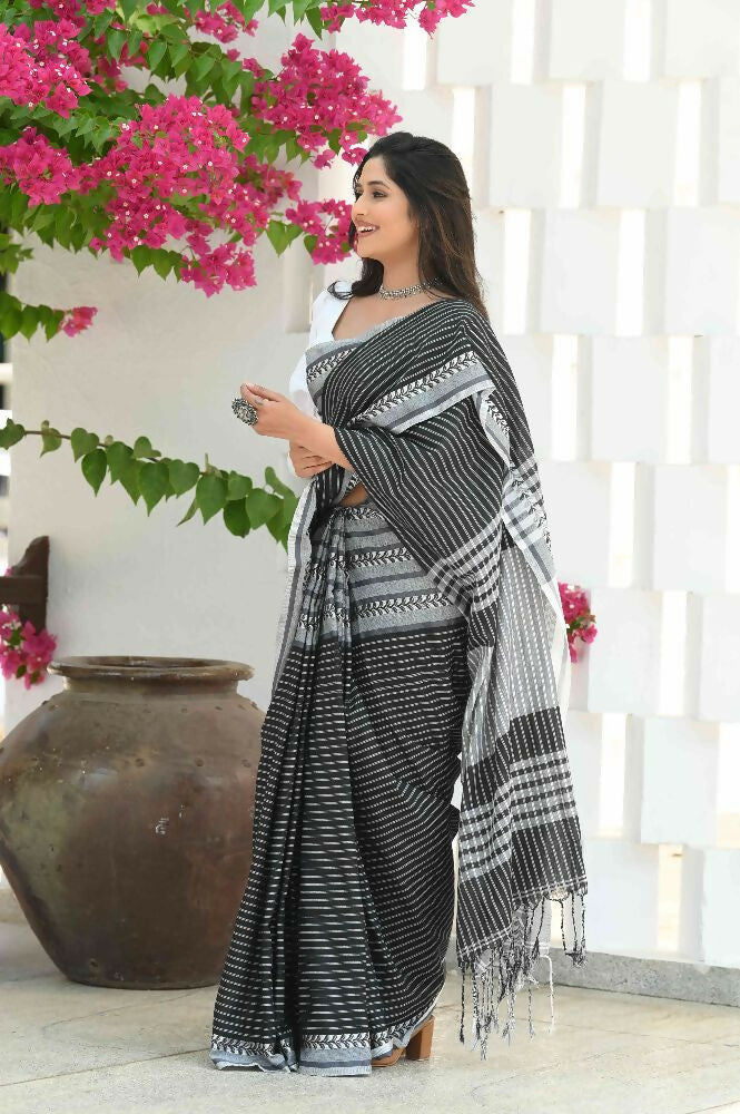Beatitude Black Cotton Tanchori Handloom Saree