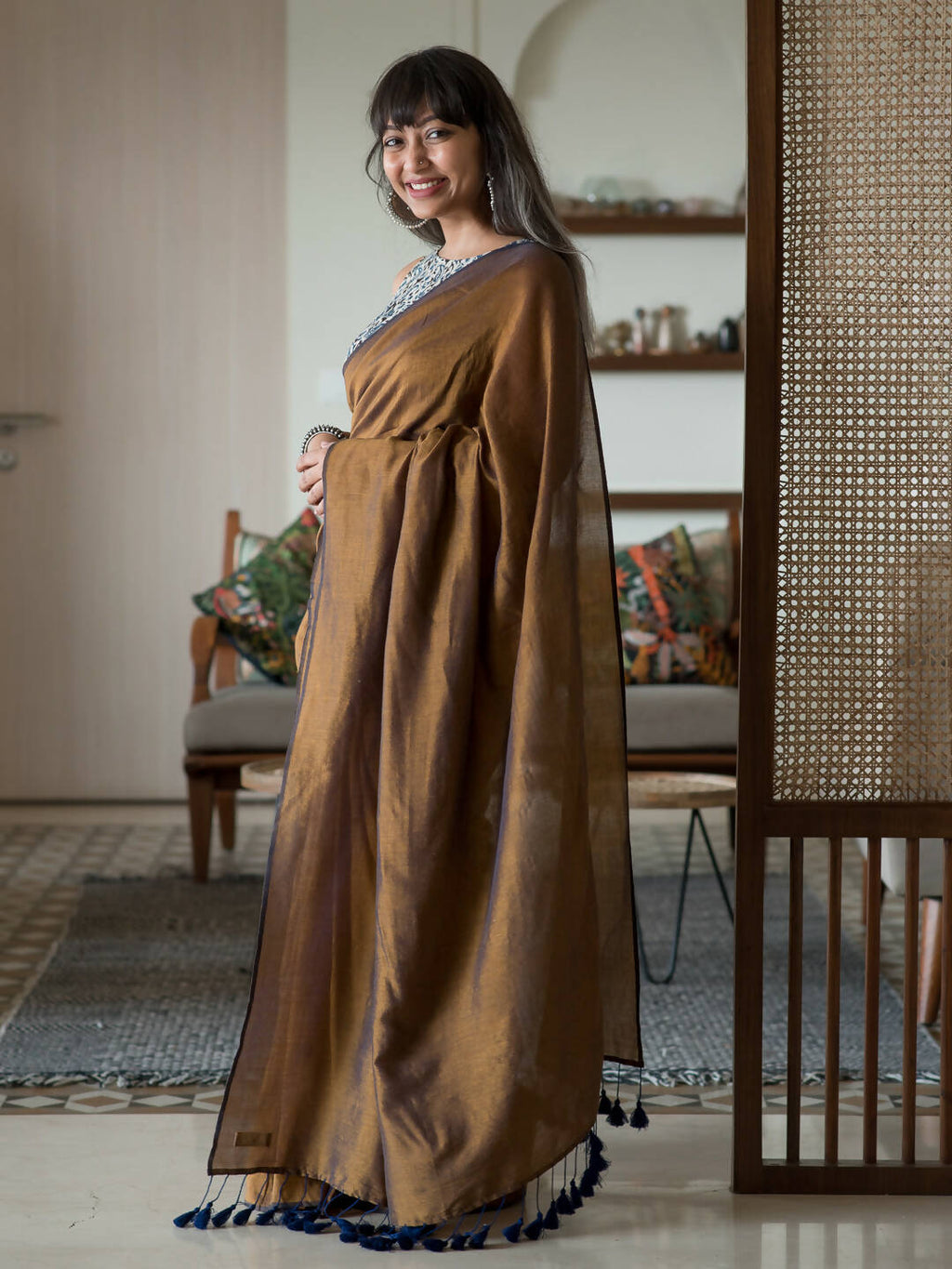 Suta Brown Solid Cotton Blend Saree - Distacart