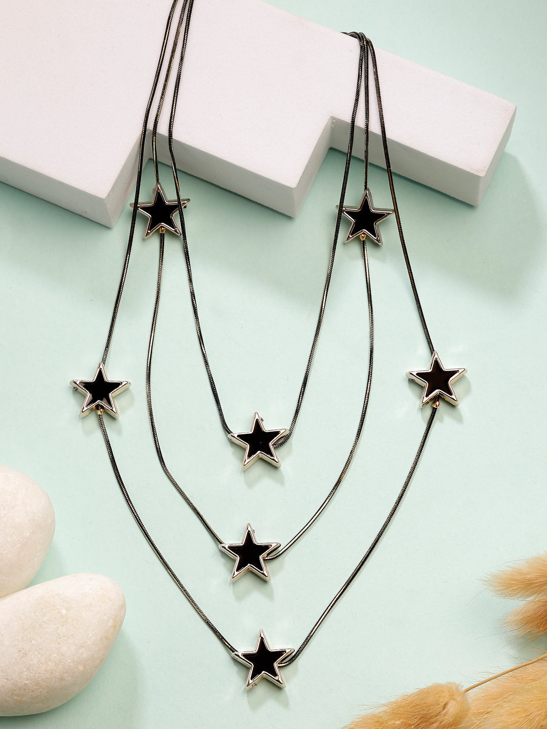NVR Women's Black Star-Shaped Layered Fashion Necklace