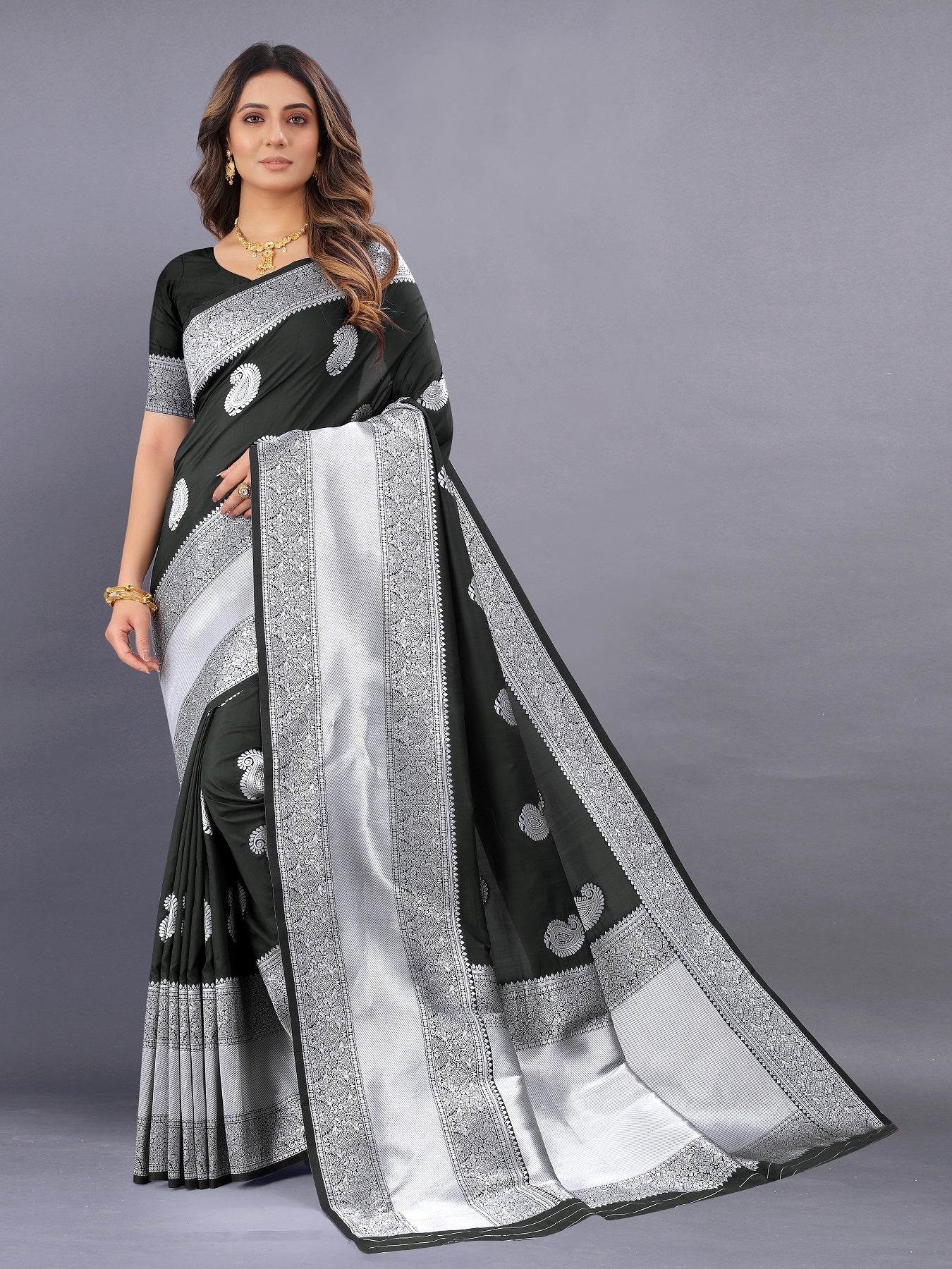 Vedant Vastram Soft Litchi Silk Banarasi Silk Saree - Black