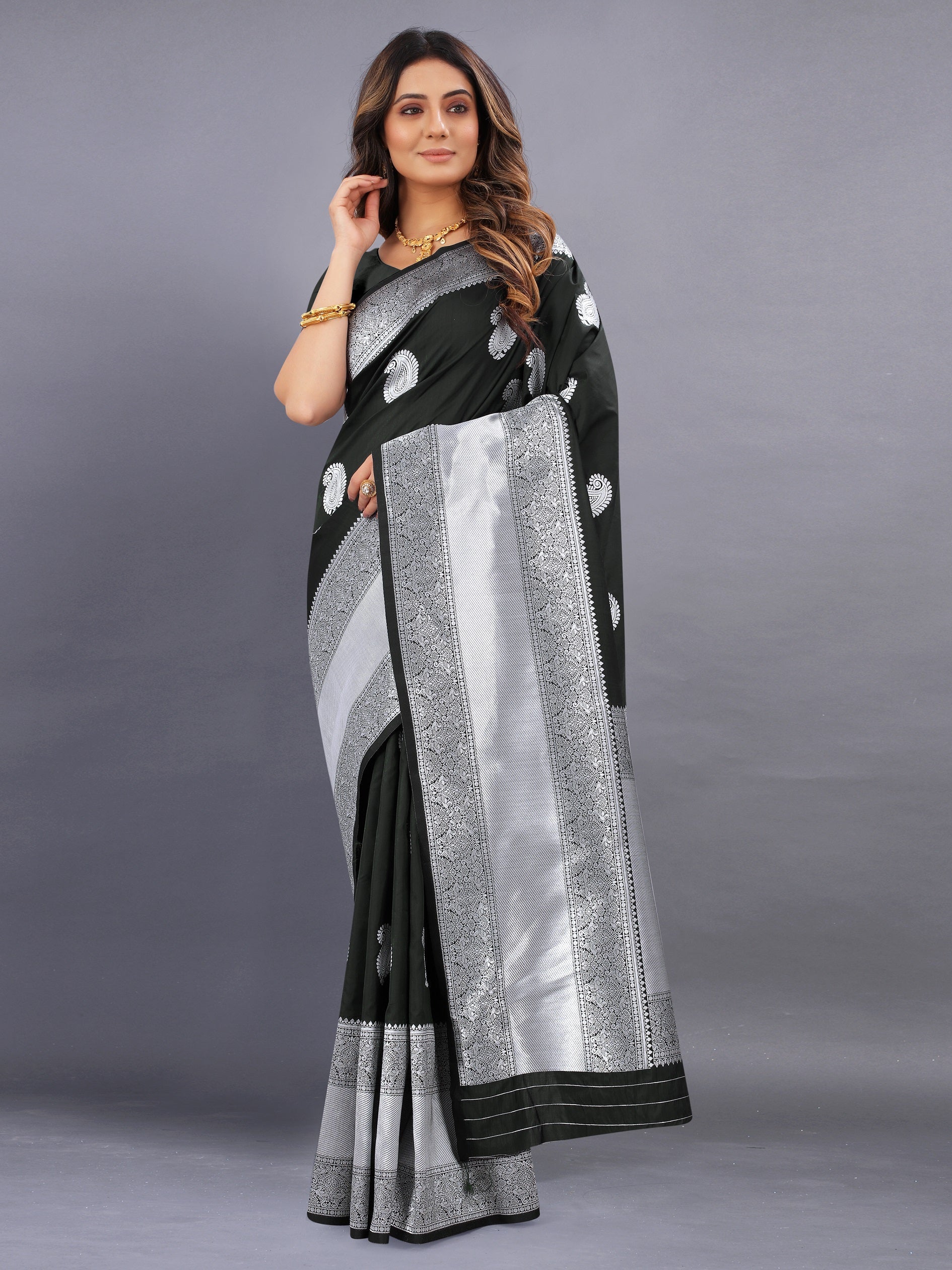 Vedant Vastram Soft Litchi Silk Banarasi Silk Saree - Black
