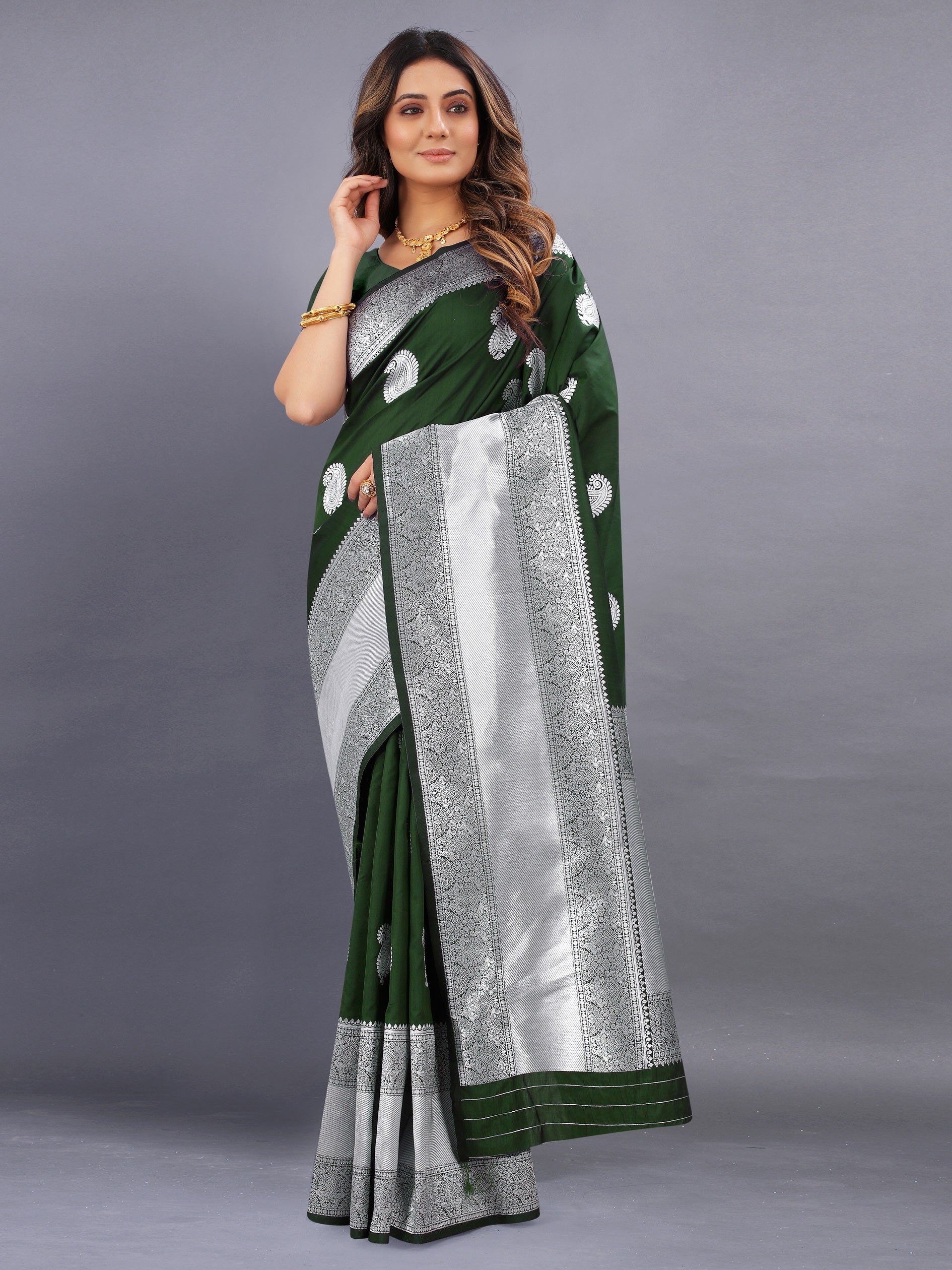 Vedant Vastram Soft Litchi Silk Banarasi Silk Saree - Mehndi