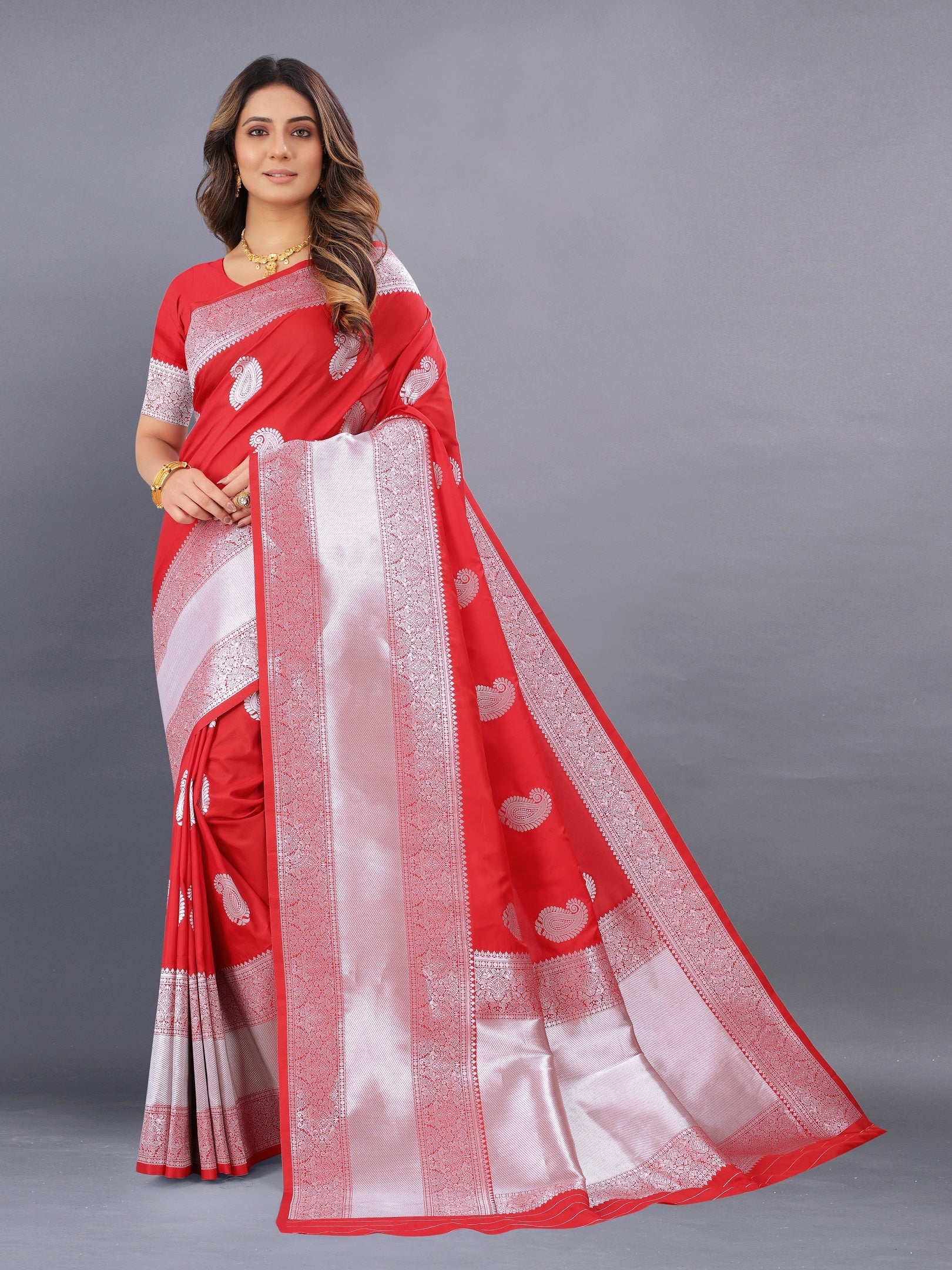 Vedant Vastram Soft Litchi Silk Banarasi Silk Saree - Red