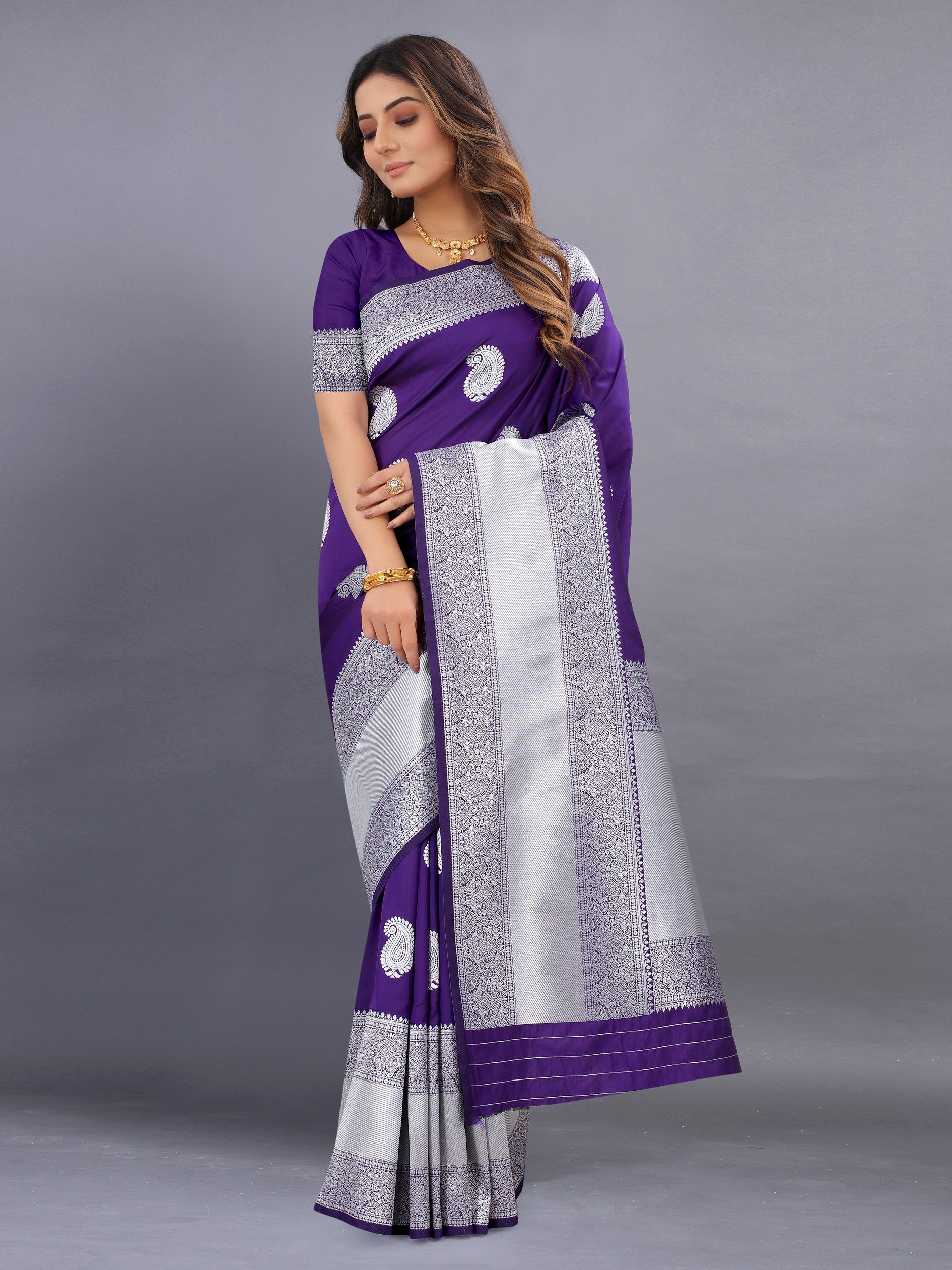 Vedant Vastram Soft Litchi Silk Banarasi Silk Saree - Violet