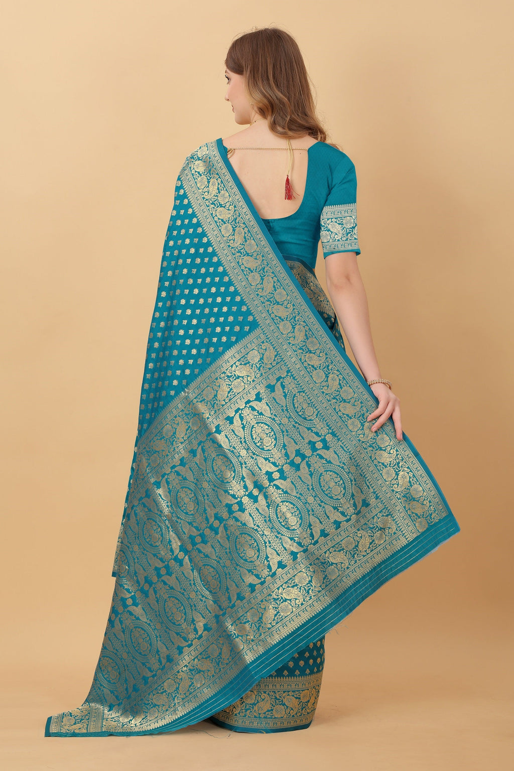 Vedant Vastram Soft Litchi Silk Kanjeevaram Saree - Rama