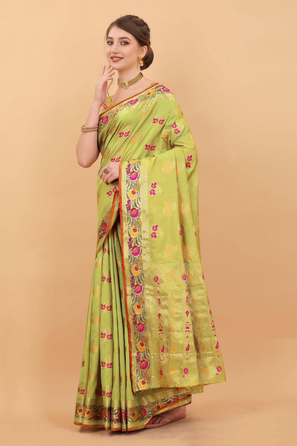 Vedant Vastram Soft Litchi Silk Kanjeevaram Saree - Parrot