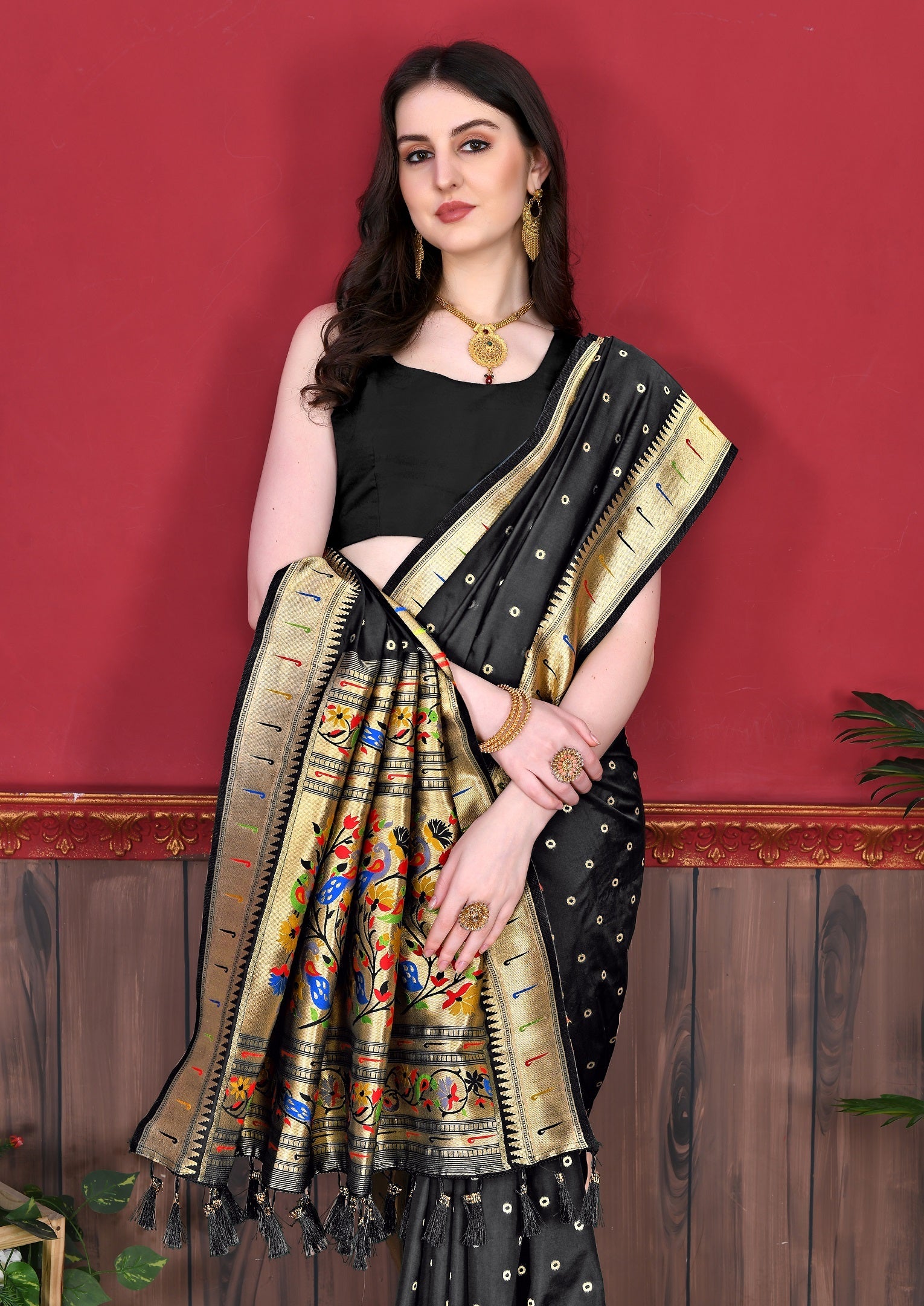 Vedant Vastram Soft Litchi Silk Paithani Silk Saree - Black - Distacart
