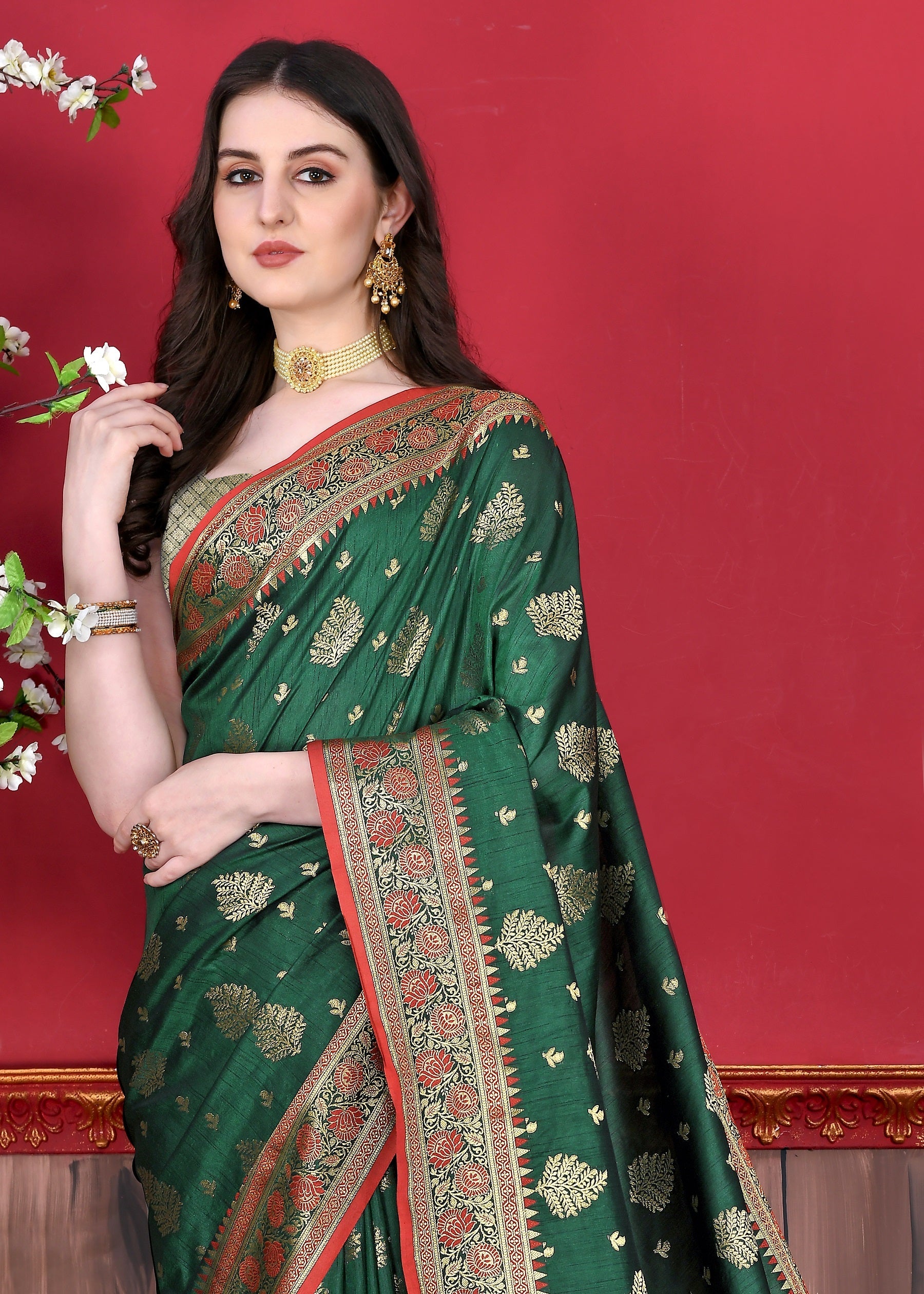 Vedant Vastram Soft Litchi Silk Kanjeevaram Saree - Bottle Green