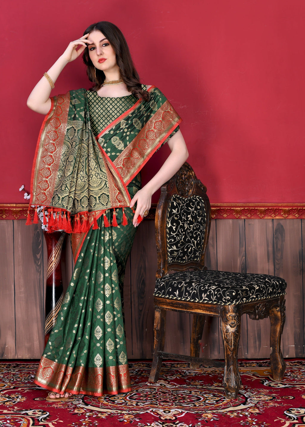 Vedant Vastram Soft Litchi Silk Kanjeevaram Saree - Bottle Green
