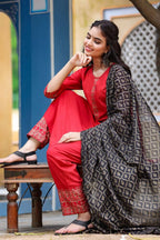 Yufta Women Maroon & Black Thread Work Pure Cotton Kurta with Trousers & With Dupatta