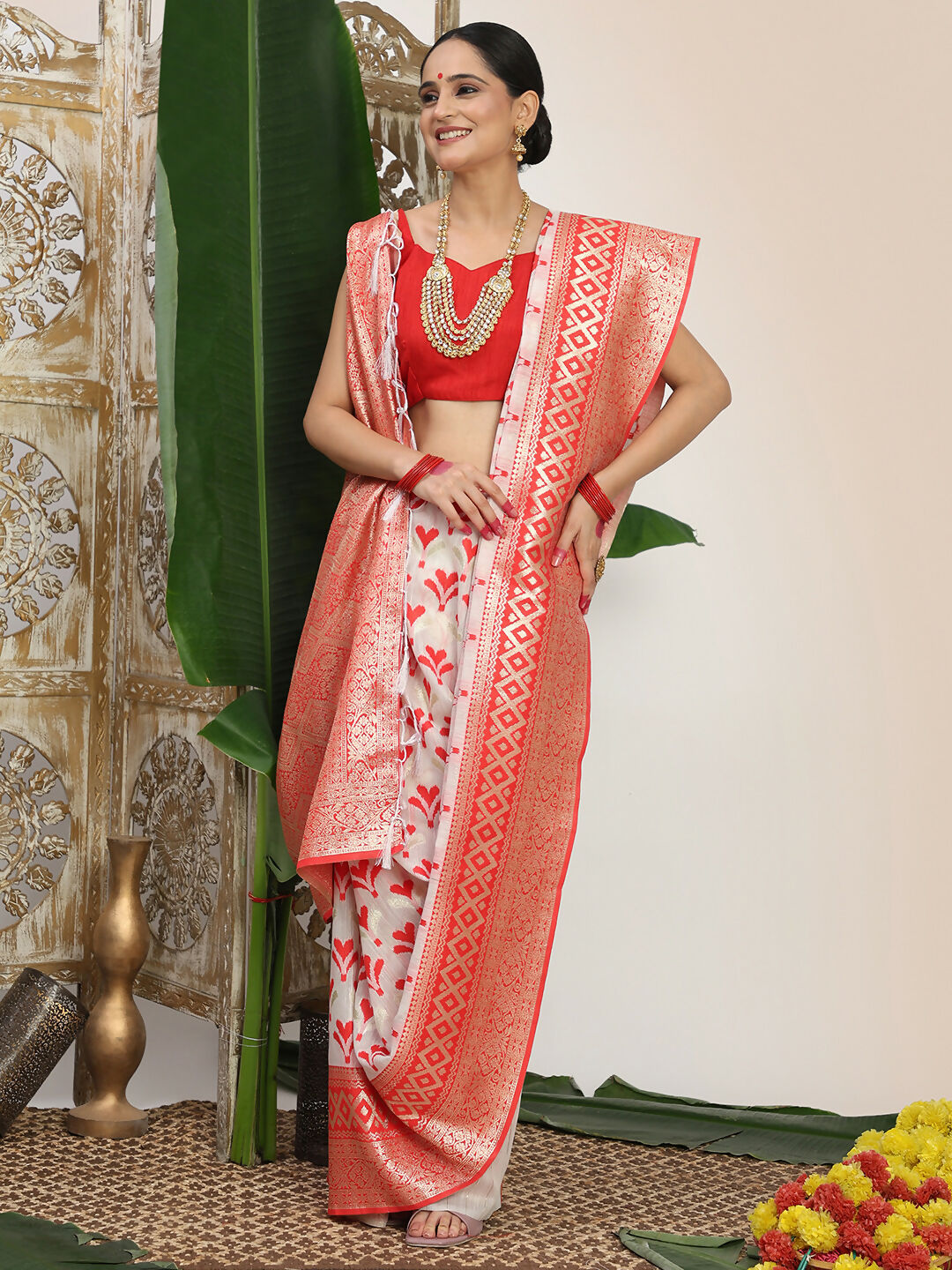 Shree Shyam Fashion Linen Cotton Red & White Saree - Distacart