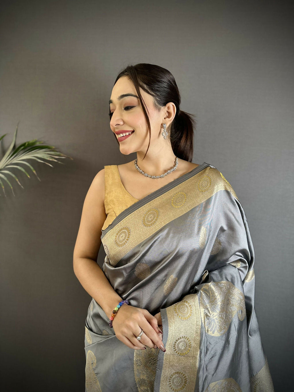 Joban Fashion Grey Paisley Soft Silk Banarasi Saree - Distacart