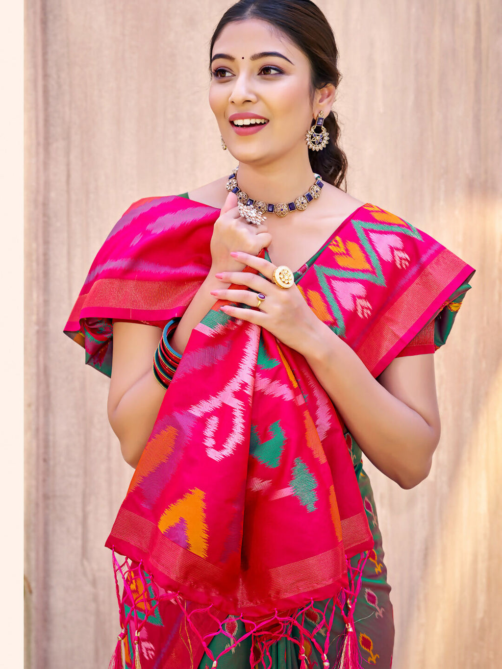 Shree Shyam Fashion Grey Pochampally Silk Saree - Distacart