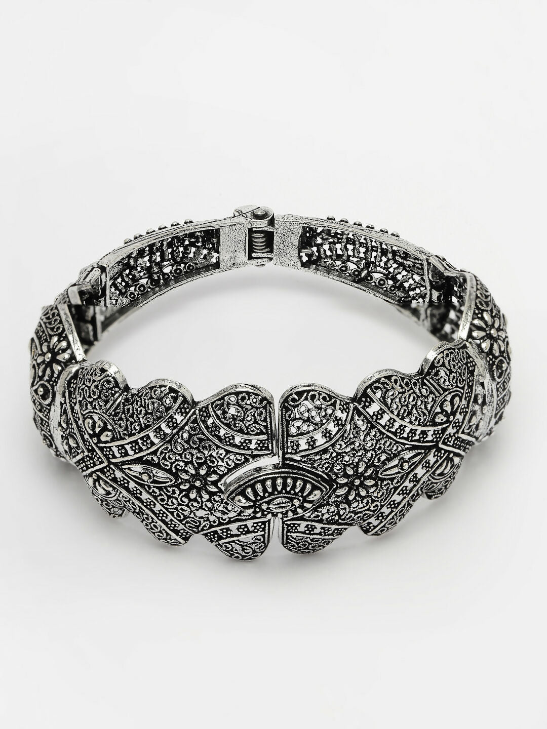 NVR Women's Silver-Toned German Silver Oxidised Kada Bangle - Distacart