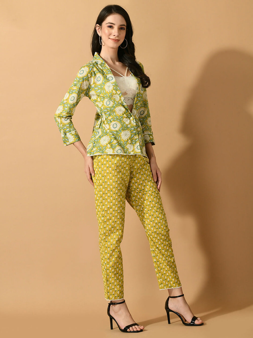 Myshka Women's Multi Printed Floral Jacket