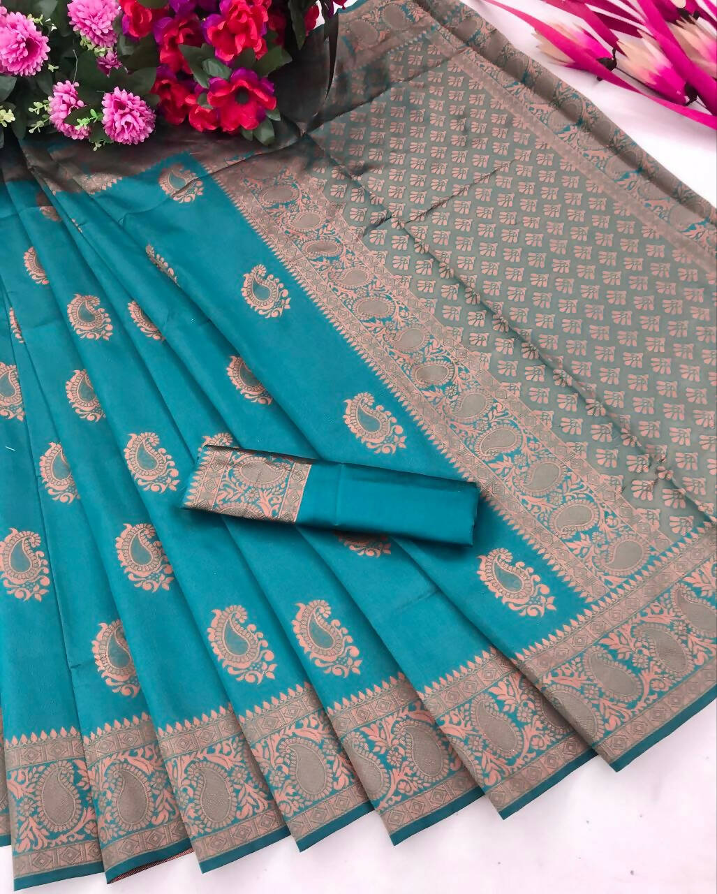 DEIANA'S Beautiful Designer Golden zari Soft Lichi Silk Saree - Blue