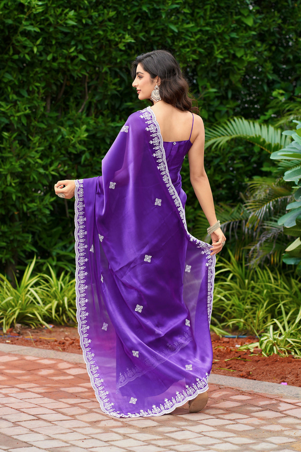 Vastranavya Purple-Blue Embroidery Work Shimmer Chiffon Saree with Unstitched Blouse - Distacart