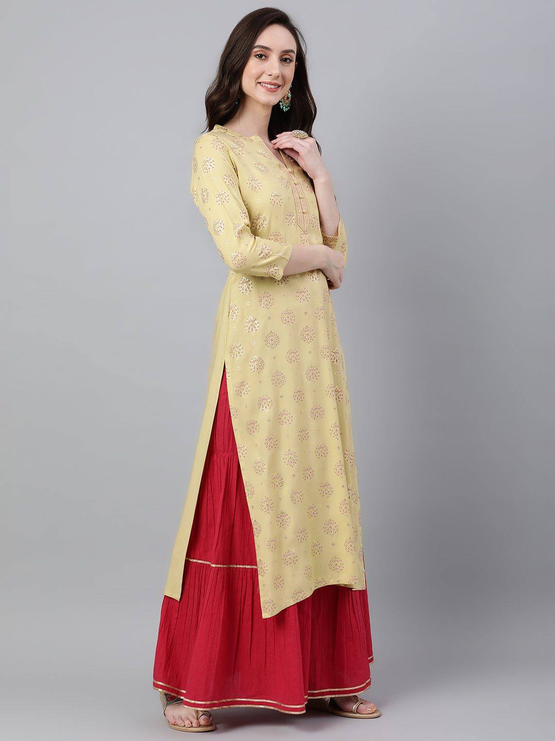 Janasya Women's Yellow Rayon Ethnic motifs Festive Straight Kurta