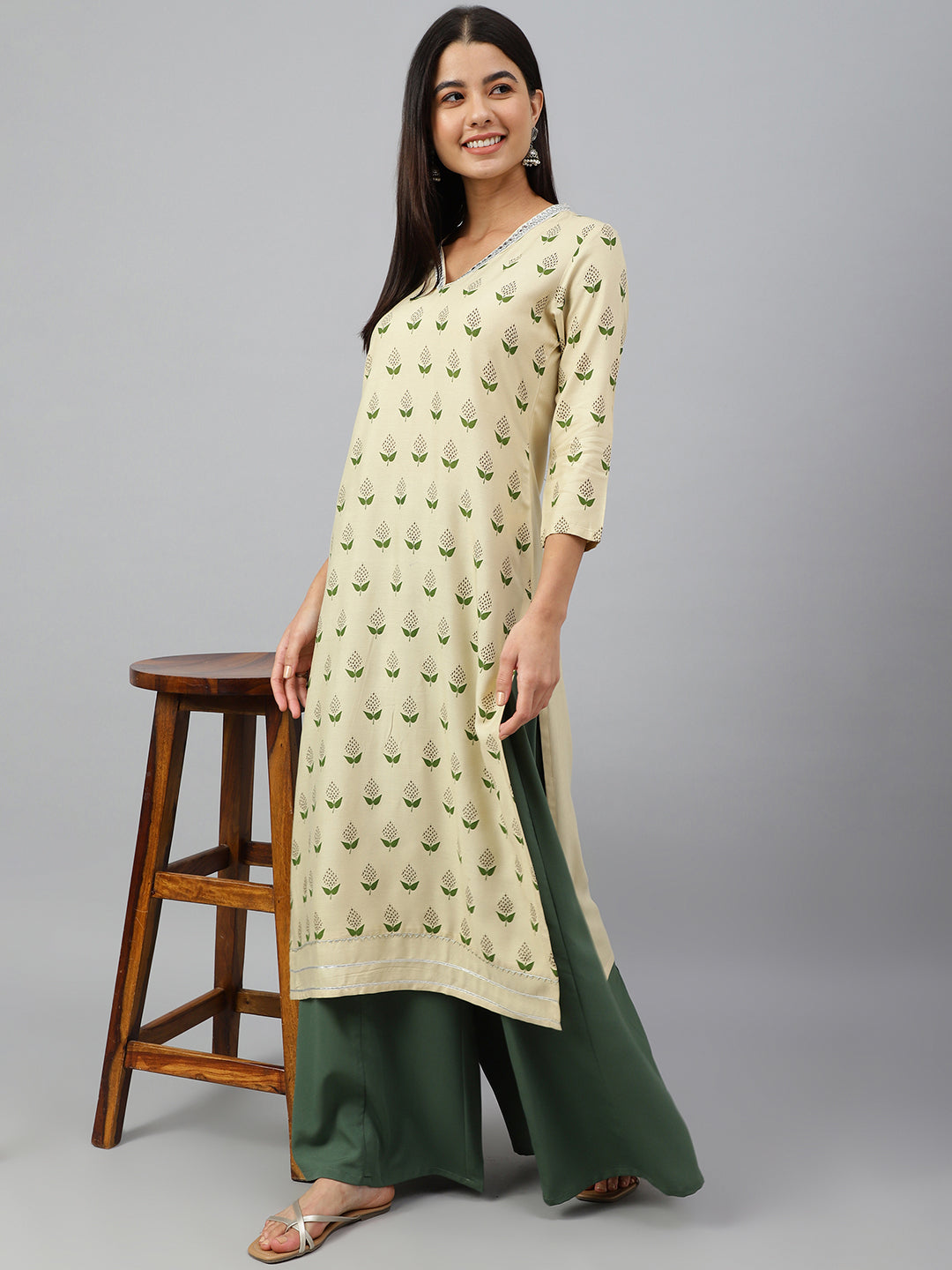 Janasya Women's Beige Rayon Botanical Print Festive Straight Kurta