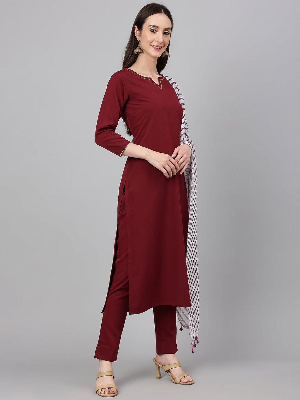 Janasya Women's Maroon Crepe Solid Straight Festival Kurta Set