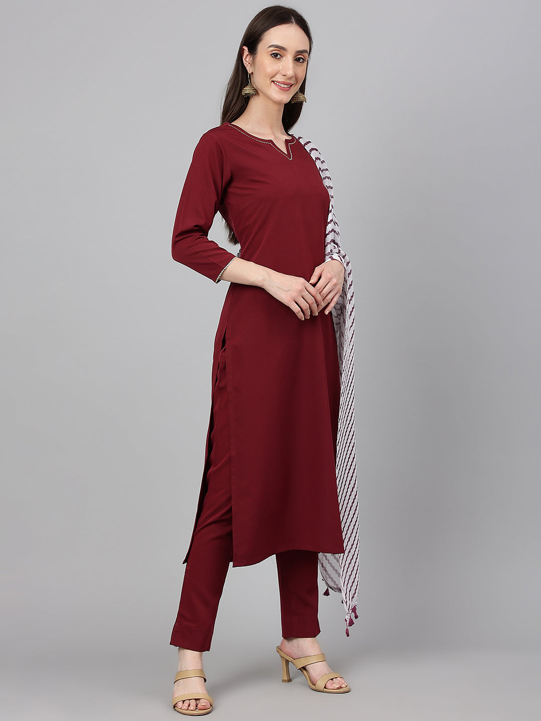 Janasya Women's Maroon Crepe Solid Straight Festival Kurta Set