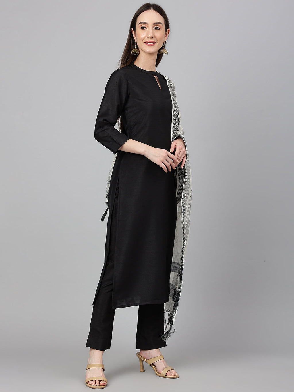Janasya Women's Black Crepe Silk Solid Straight Festival Kurta Set