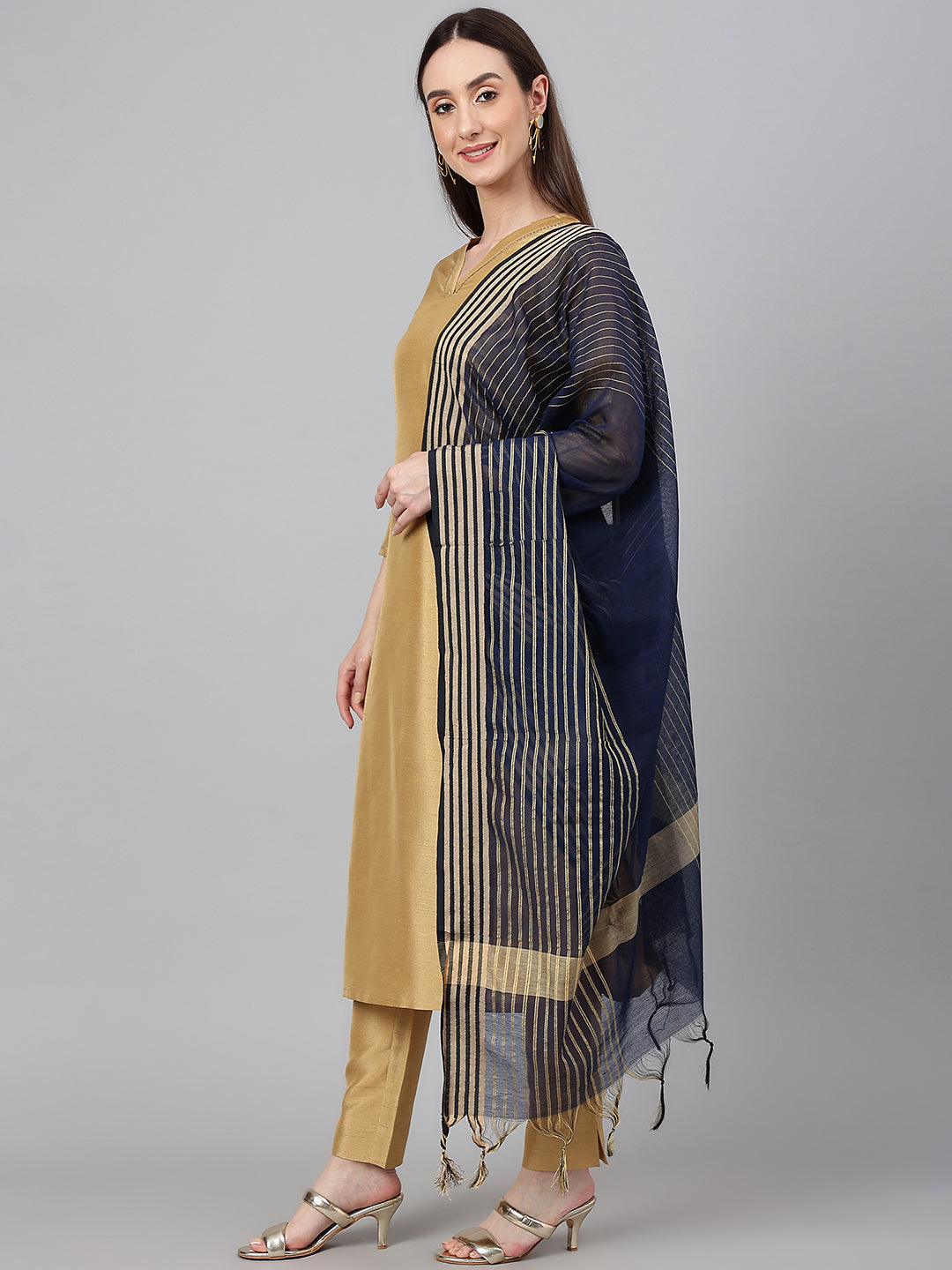 Janasya Women's Gold Crepe Silk Solid Straight Festival Kurta Set