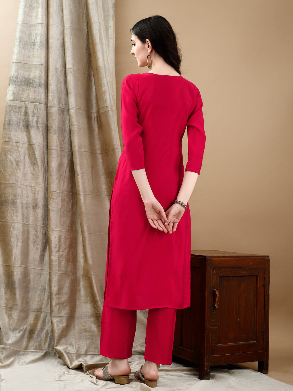 Hand Embroidered & Lace Detailed Kurta With Pant & Dupatta, Pink - Hiral Fashion - Distacart