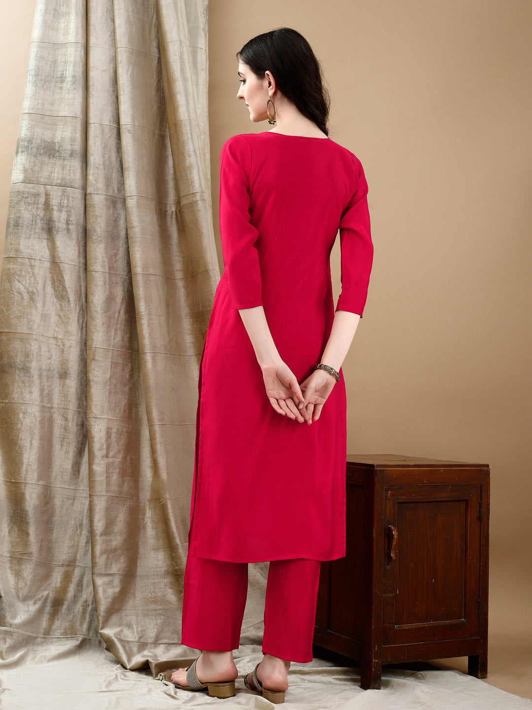 Hand Embroidered & Lace Detailed Kurta With Pant & Dupatta, Pink - Hiral Fashion - Distacart