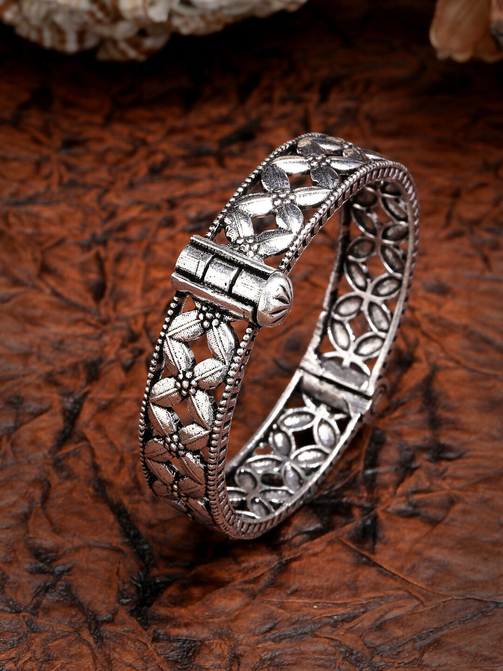NVR Women's Silver-Toned German Silver Oxidised Kada Bangle - Distacart
