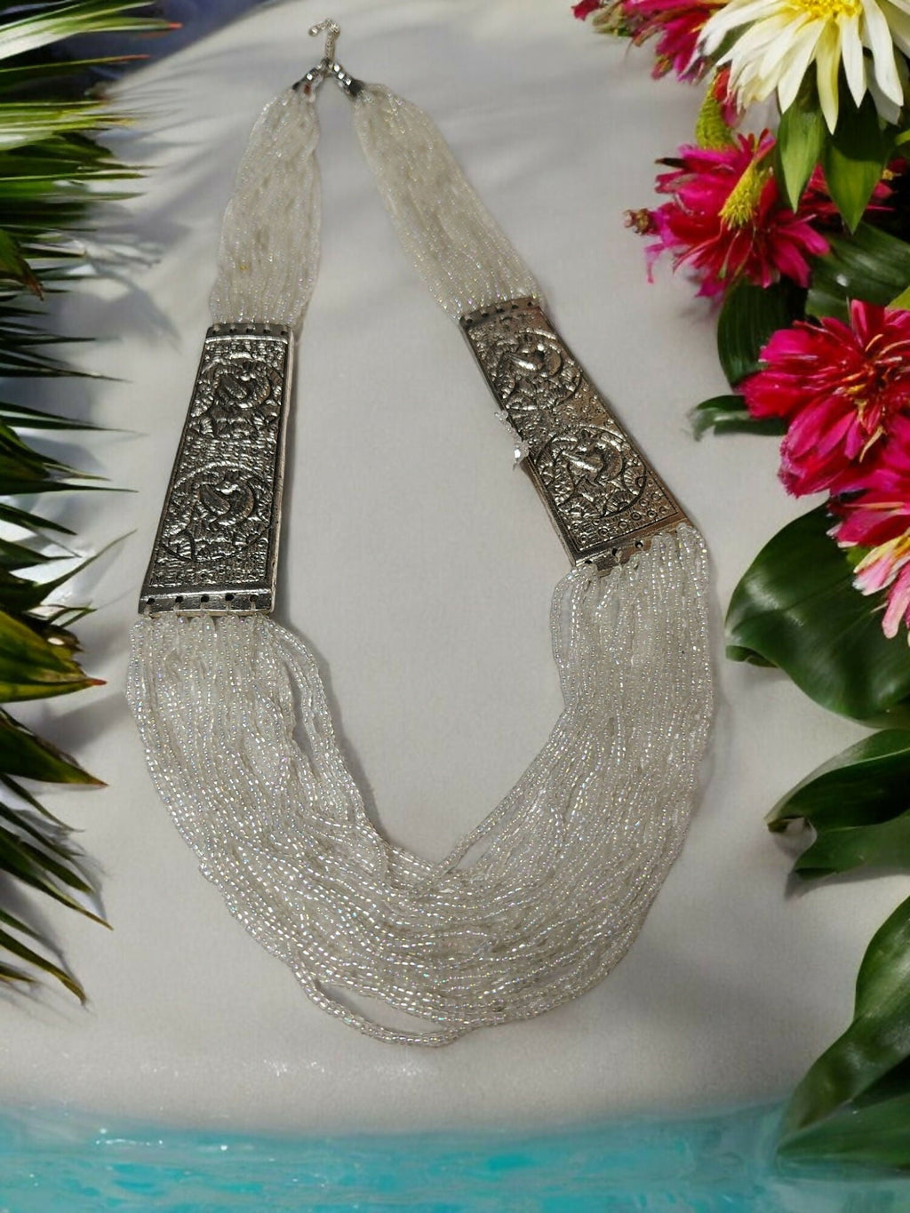 Inhanns Saree Shobha Statement Necklace - White Necklace