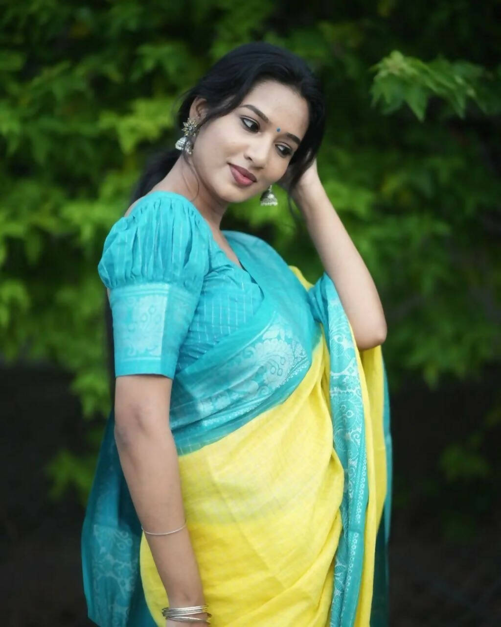 DEIANA'S Beautiful Designer Golden zari Soft Lichi Silk Saree - Yellow